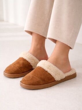 Tory Burch Shearling Suede Slippers Size 10 NWT Brown Cozy Fur Lined